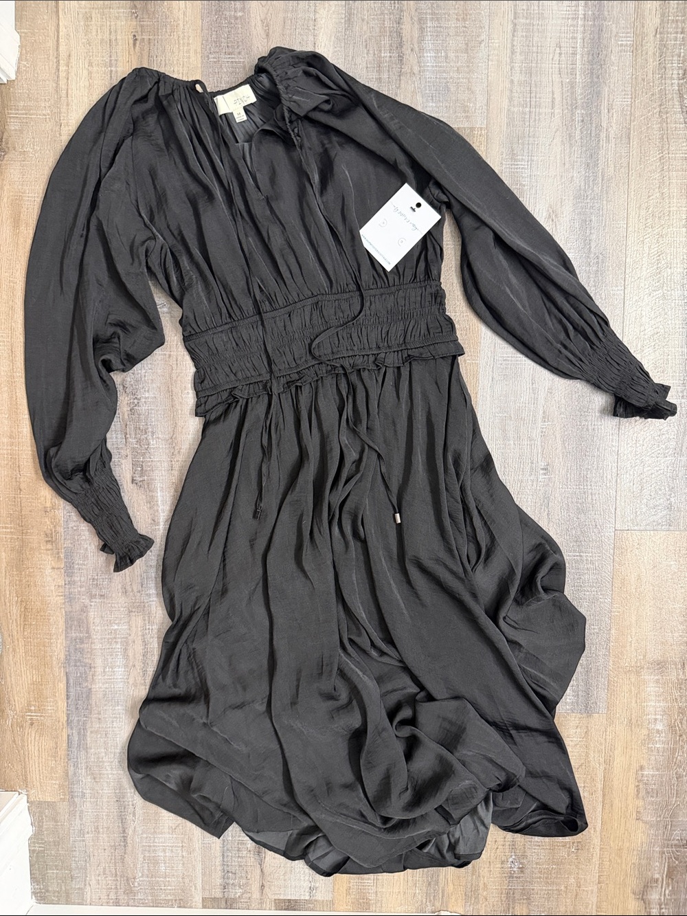 Pinch Women's Black Long-Sleeve Smocked Waist Dress